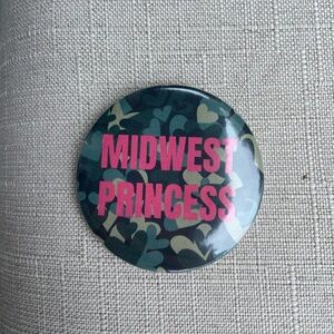 Midwest Princess Button